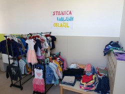 Stojnica rabljenih oblačil
