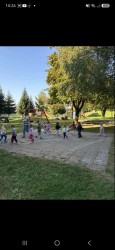Gibalni poligon: gibanje telesa in naših možganov
